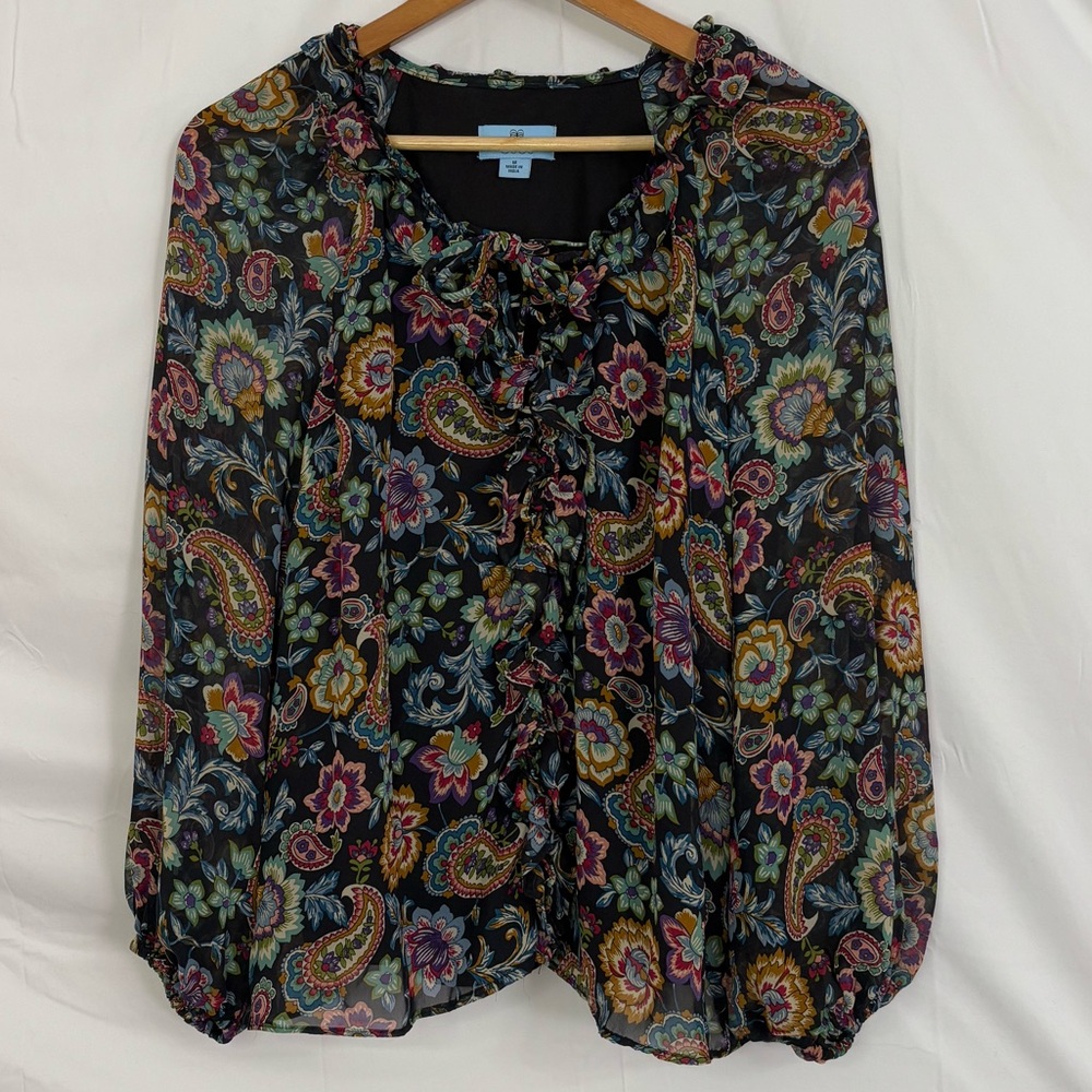 NWT CeCe Floral Paisley Ruffle, Lace Up, Long Puff Sleeve Blouse in M | Medium